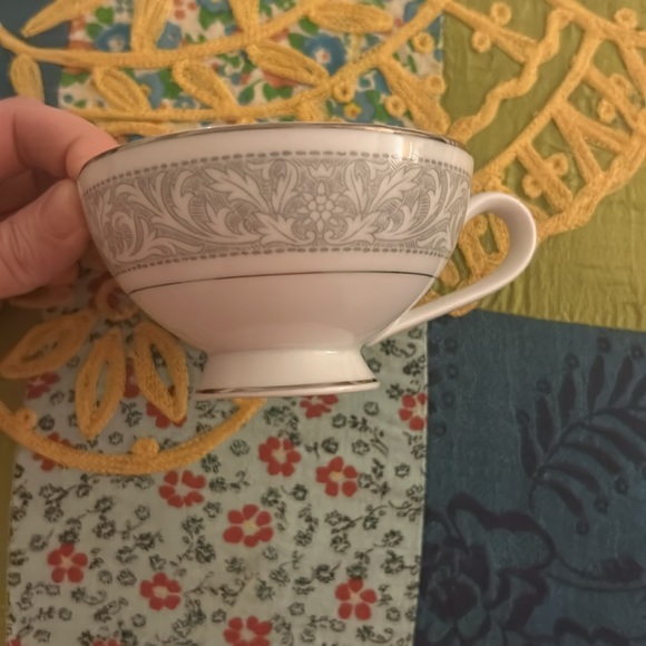 Vintage Imperial China WHITNEY designed by W. Dalton Cup and Saucer Set - Picture 11 of 11